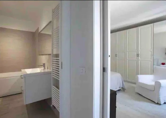 Amadeus Apartment: A Due Passi Dal Duomo * Treviso